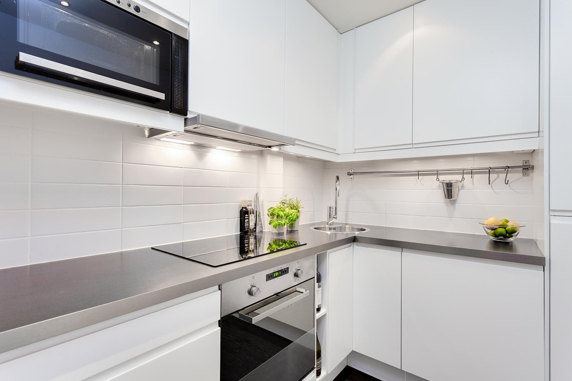 Renovera & Montera Kök